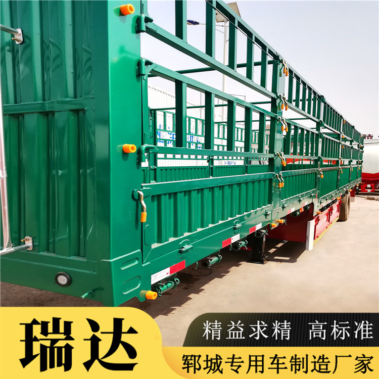大型倉欄車銷售 山東13米半掛車生產(chǎn)廠家 支持定制