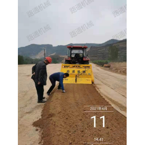 白灰撒布車(chē) 粉料撒布機(jī) 路面撒灰車(chē)工廠直供