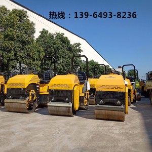 水穩(wěn)層橡膠廠壓實1噸1.5噸2噸3噸4噸壓路機 座駕式壓路機 雙棍鋼輪小型壓路機
