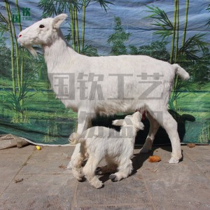 仿真山羊 皮毛動物擺件 形象逼真 影視道具
