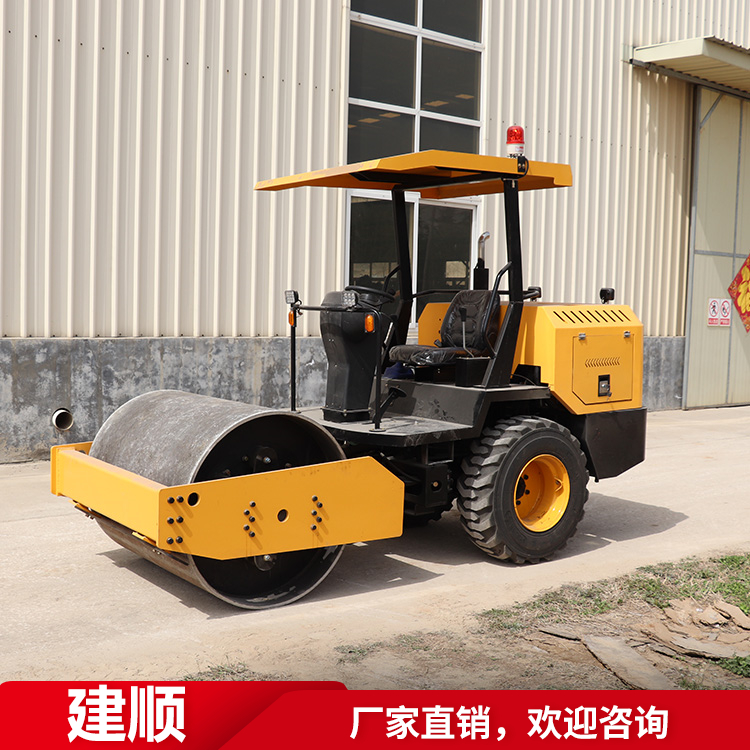 小型壓路機(jī)生產(chǎn)廠家 液壓小型壓路機(jī)供應(yīng)