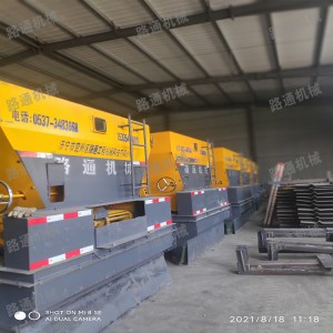 廠家供應(yīng)白灰水泥粉料撒灰機(jī) 四輪車帶動(dòng)布灰機(jī) 12方環(huán)保撒灰車